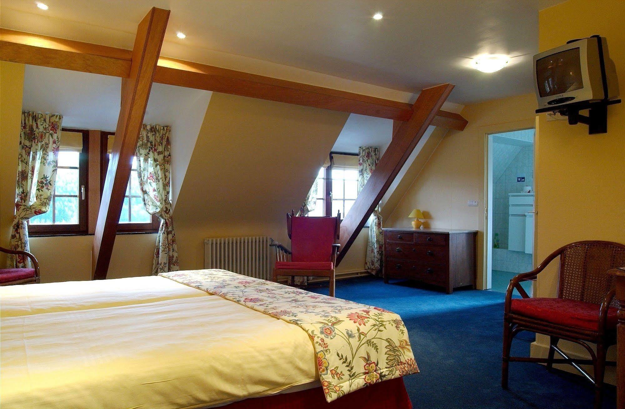 Hôtel-Restaurant "Le Beau Site" Trois-Ponts Extérieur photo