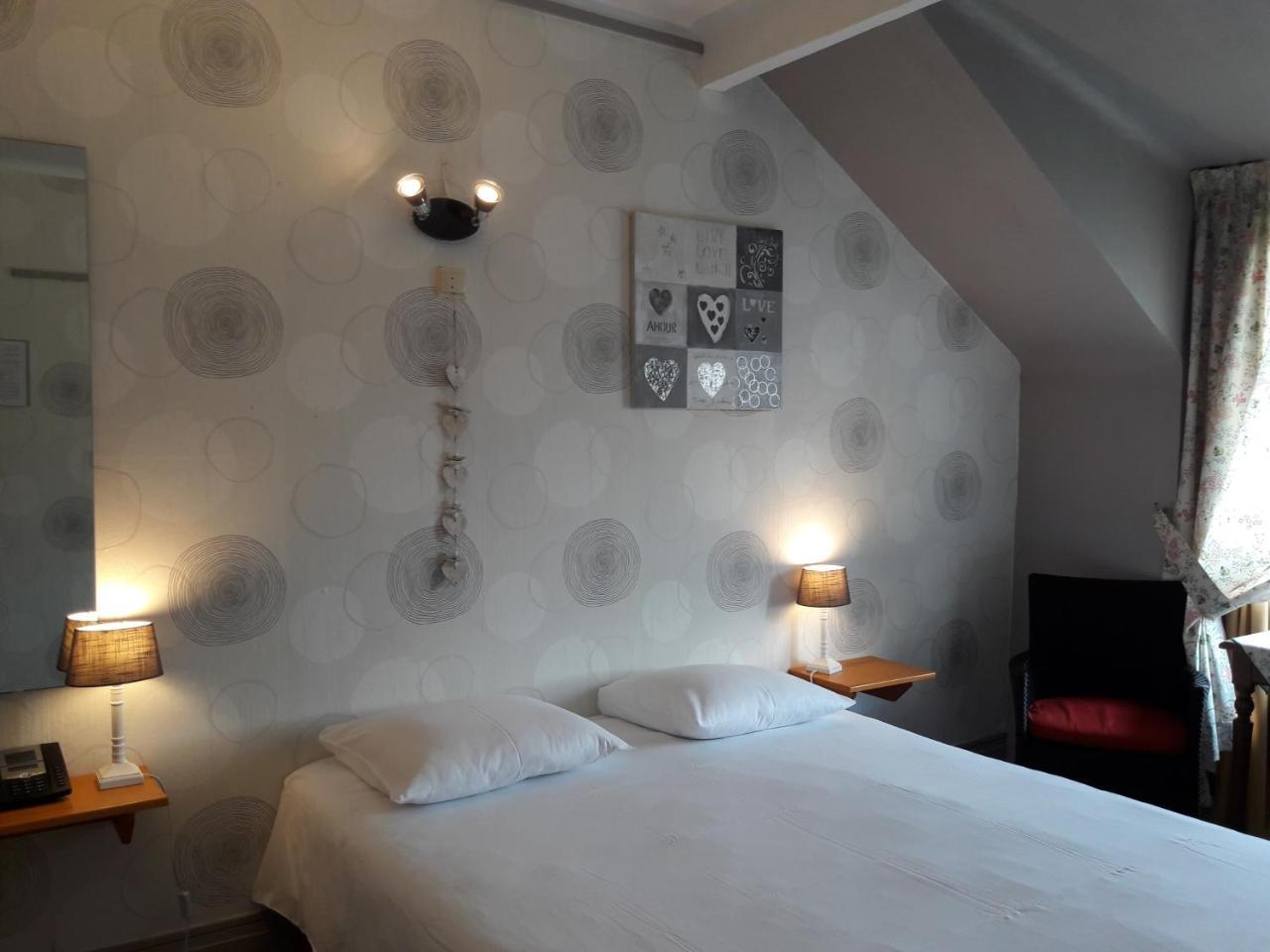 Hôtel-Restaurant "Le Beau Site" Trois-Ponts Extérieur photo